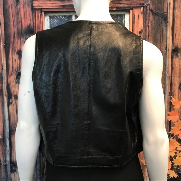 Wilsons Leather Cropped Vest - Picture 4 of 7